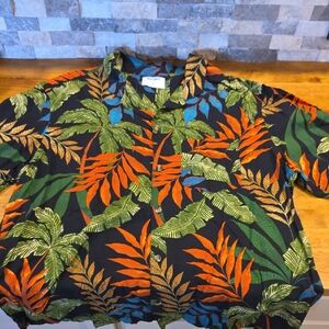 Old Navy Men's Tropical Leaf Print Shirt - Black, Orange, Green